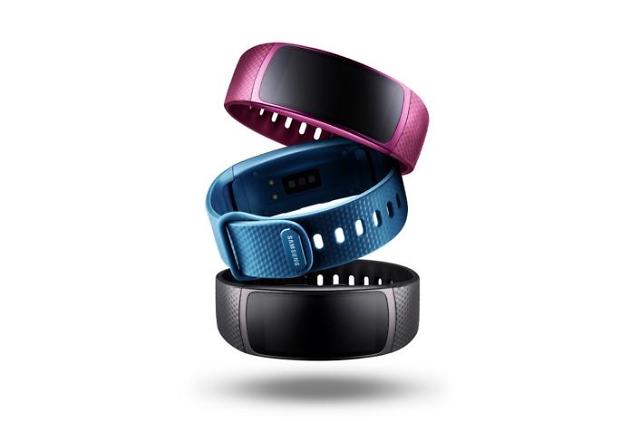 Samsung announces Gear Fit 2 with GPS tracking feature