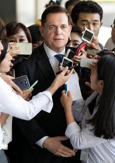 Prosecutors question German head of Volkswagen operation in South Korea