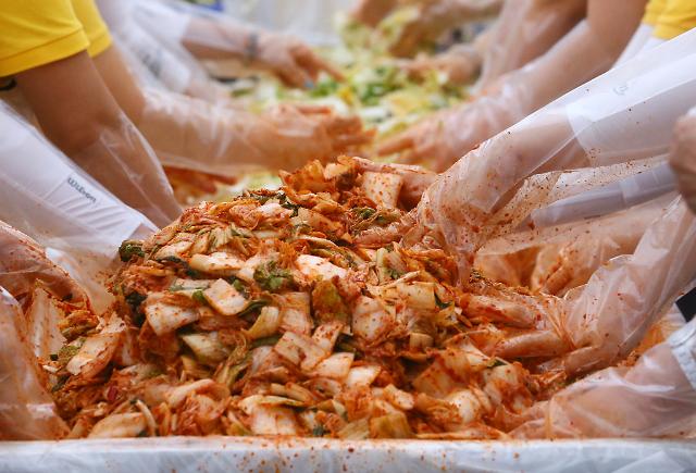 China resumes imports of South Korean kimchi 