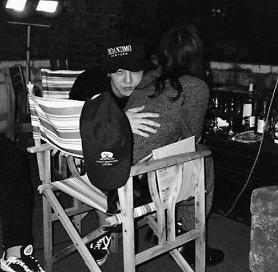 G-Dragons hacked Instagram unveils dating photos with Nana Komatsu