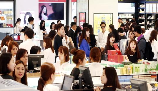 韩国免税店销售额高歌猛进 新设市内免税店经营特许权竞标暗流涌动