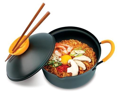 韩国“一人户”家庭数量上升 小型厨房用品走俏