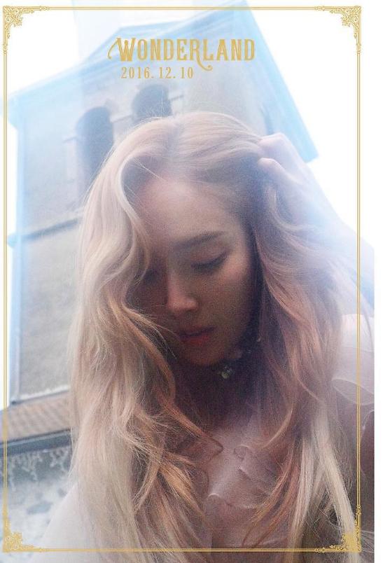 Former Girls Generation member Jessica releases more teaser images