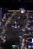 S. Korean citizens stage candle-lit rallies in festive mood