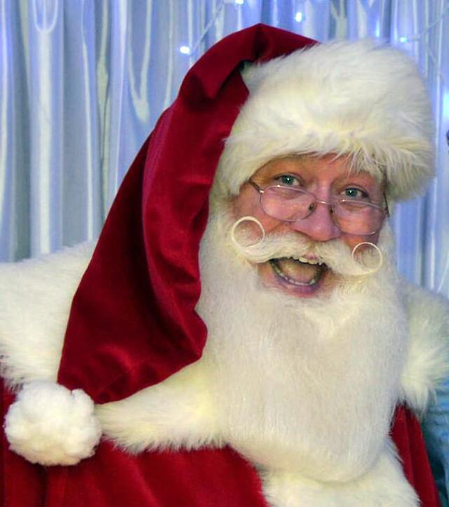 Terminally ill boy makes last Christmas wish in Santas arms