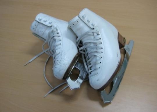 韩花滑女王金妍儿所穿滑冰鞋被列为文物
