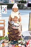 Japans angry outcry hard to stop construction of comfort woman statutes