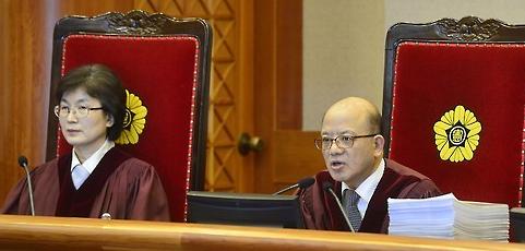 宪裁所长警告朴槿惠和国会：应协助法院加审判进程，勿拖延时间