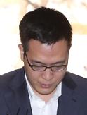 Hanwha group chiefs son indicted for drunken rampage in bar