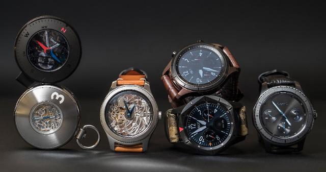[GLOBAL PHOTO] Samsung unveils concept smartwatches at Swiss watch showcase