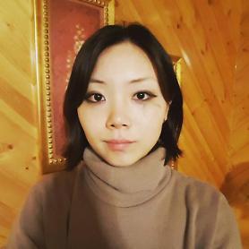Airbnb User Reservation Canceled Because She is Asian
