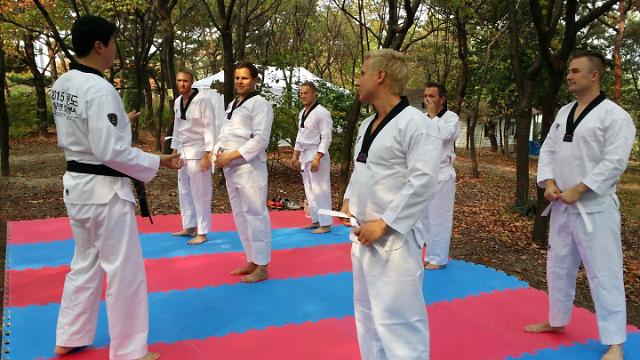 N. Korean team invited to world taekwondo championships in S. Korea: Yonhap