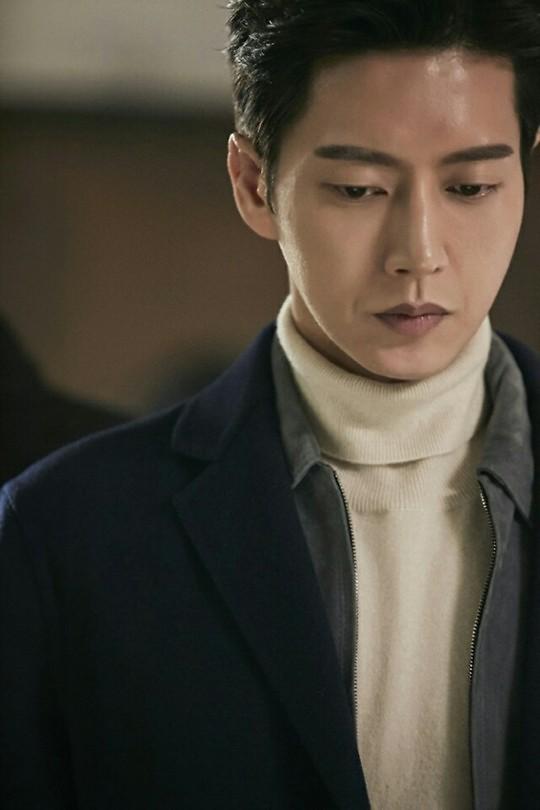 朴海镇新剧中国人气爆棚 微博关键词阅读破3亿次