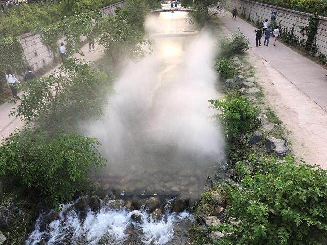 [AJU VIDEO] 首尔清溪川开放喷泉 变身城市中的仙境