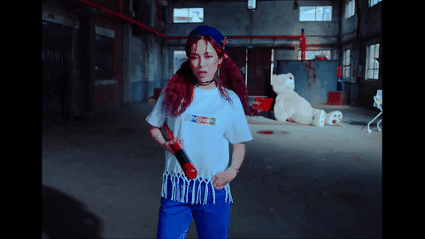 Singer-rapper Heize takes music chart crown with Dont know you