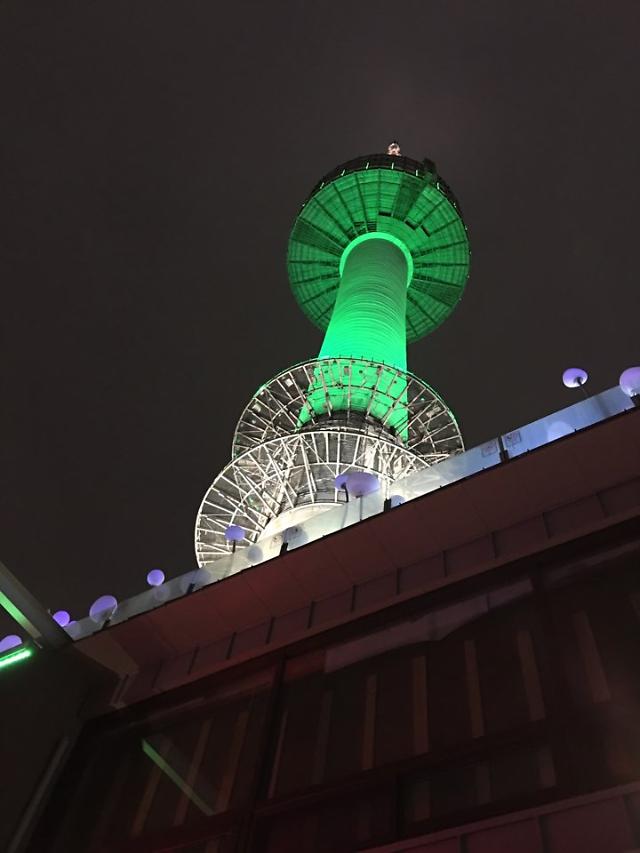 [AJU VIDEO]N首尔塔上俯瞰首尔夜景