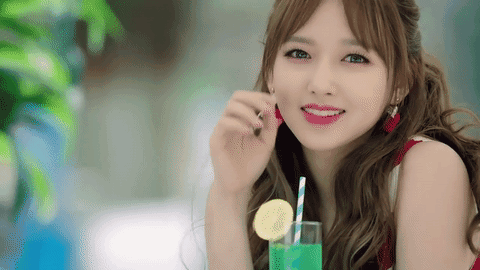 Cosmic Girls teases fans with preview clip for Kiss Me