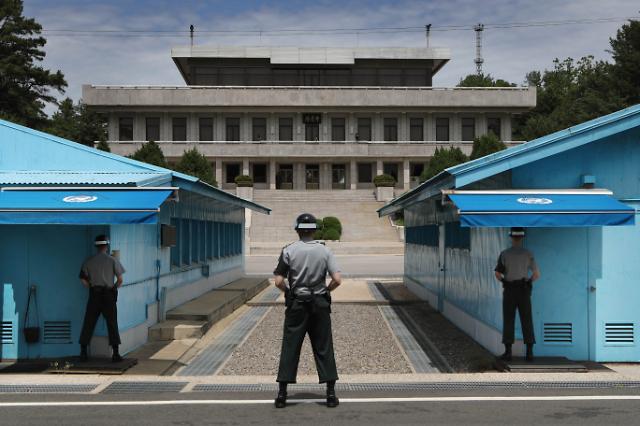 Pyongyang turns down inter-Korean military dialogue with tacit response  