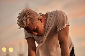 BIGBANGs Taeyang takes top place in Billboards World Album Chart