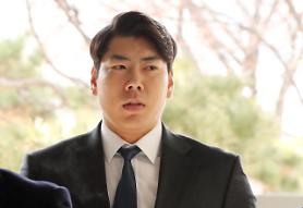 Pirates Kang Jung-ho signs with Dominican club: Yonhap