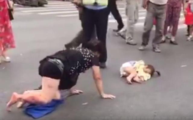Despite in agonizing pain, mother crawls to check on daughter after getting hit by car