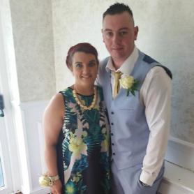 UK Woman steals $18K from her fiancé and runs away