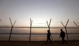 American man speaks incoherently after being captured in border area 
