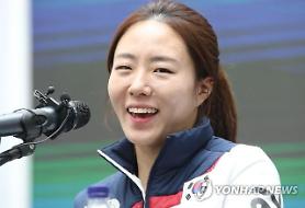  [OLY] President Moon eulogizes Lee Sang-hwa as permanent queen of ice