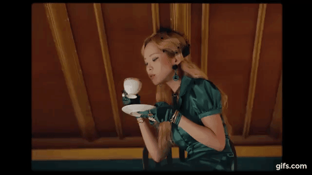 Singer Heize Dominates Music Charts With Comeback Songs AJU PRESS