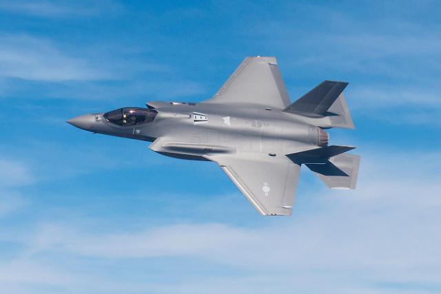 韩国首架F-35A战斗机出厂 明年初开始服役