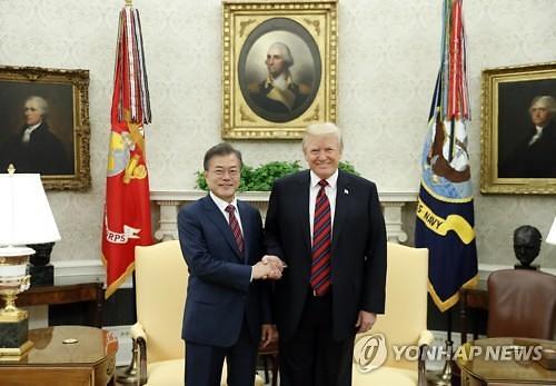 Trump and Moon agree to push ahead with summit as planned: Yonhap