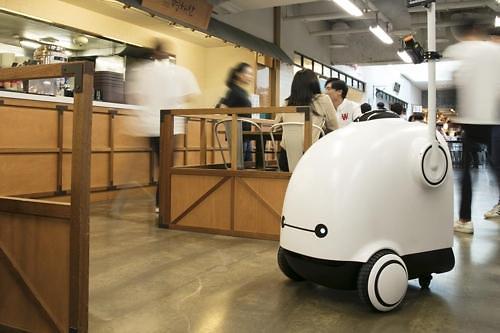 S. Korean food delivery giant tests self-driving robot at food court