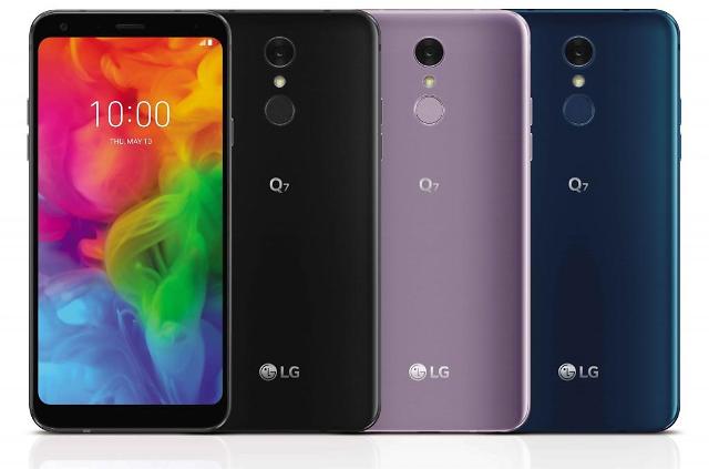 LG changes strategy to target global budget and premium phone markets