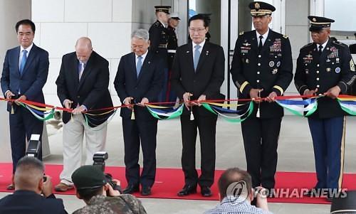 驻韩美军司令部平泽新楼正式开放 | 亚洲日报