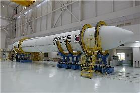S. Korea unveils space rocket engine for test launch: Yonhap