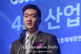 [INTERVIEW] DNA-based data storage projected to become key element in 4th Industrial Revolution