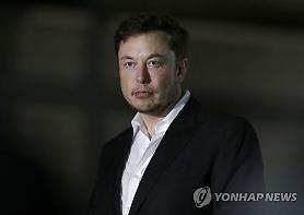 ​Giá cổ phiếu Tesla giảm trong lúc tỷ phú Elon Musk bị SEC khởi kiện