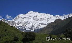 4 hướng dẫn viên Nepal cùng 5 nhà leo núi Hàn Quốc gặp nạn tại Himalaya