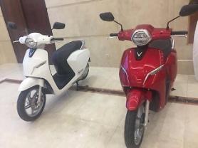 Vinfast và PV Oil ký Bản ghi nhớ hợp tác phát triển trạm sạc và thuê pin cho xe máy điện, ô tô điện