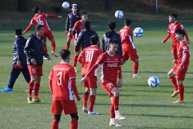 Đội tuyển Việt Nam chuẩn bị cho trận gặp Malaysia tại giải AFF Cup 2018