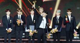 ​Nghệ sỹ toàn cầu BTS thiết lập thêm một thành tích ấn tượng trên BXH "Social 50" của Billboard