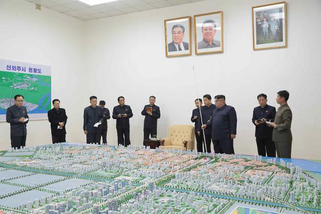 Kim unveils new master plan to turn Sinuiju into modern gateway city
