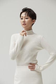 [염정아가 뽑은 별별 명장면] 완벽한 타인 유해진 애드리브, 이보다 웃플 수 없다