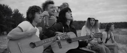 [리뷰] 빅토르 최 레토, 이 시대 청춘들에게 바치는 송가