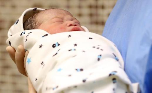 ​지자체, 인구감소 막아라... 새해 출산 장려금 ‘최대 3000만원’ 첫째도 혜택