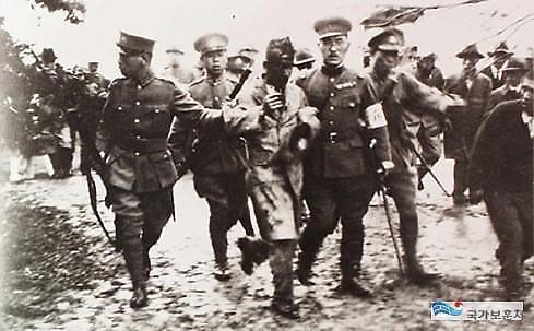 [편집의눈]중국이 윤봉길을 실패한 자객이라 말할 자격이 없는 까닭