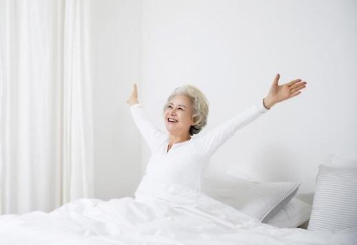 ​행복한 노년의 삶 꿈꾸는 중년여성…골반 저근 관리하려면?