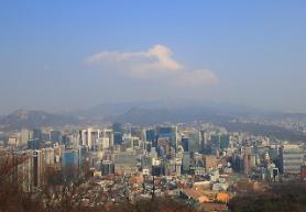 Bụi mịn giảm, Seoul cho phép các xe bị cấm lưu thông hoạt động trở lại