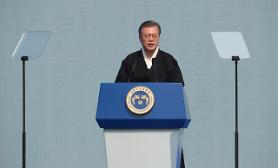 Tổng thống Hàn Quốc thay nhiều bộ trưởng, bao gồm người phụ trách về vấn đề Triều Tiên