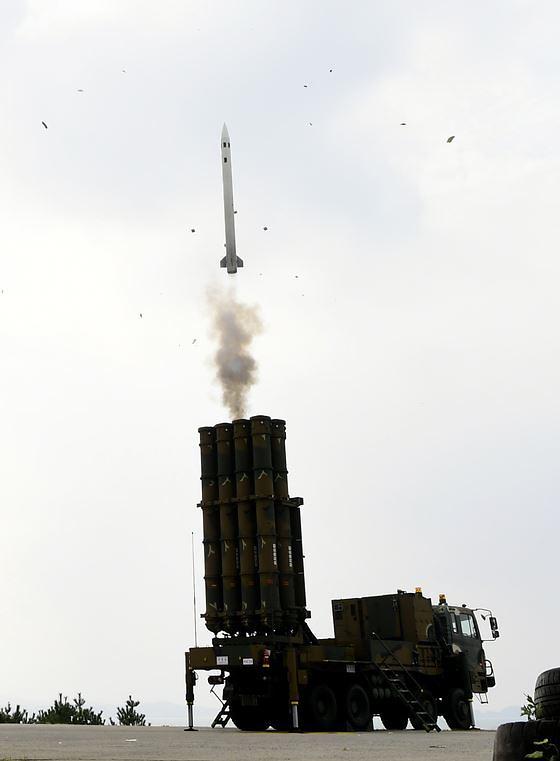 Surface-to-air Cheongung missile self-explods in mid-air after abnormal launch 
